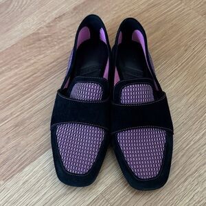 Flat suede black and purple shoes.